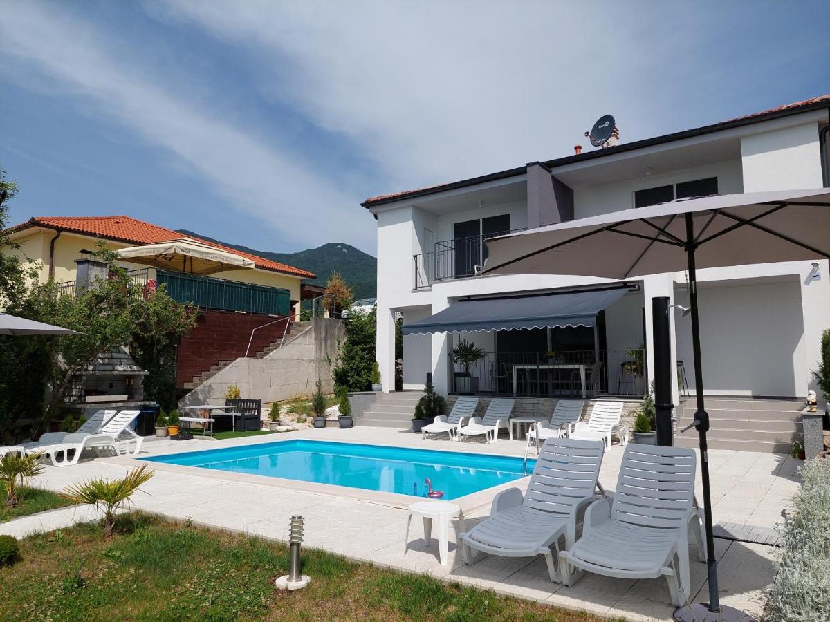 Villa Madlen Icici Exterior photo