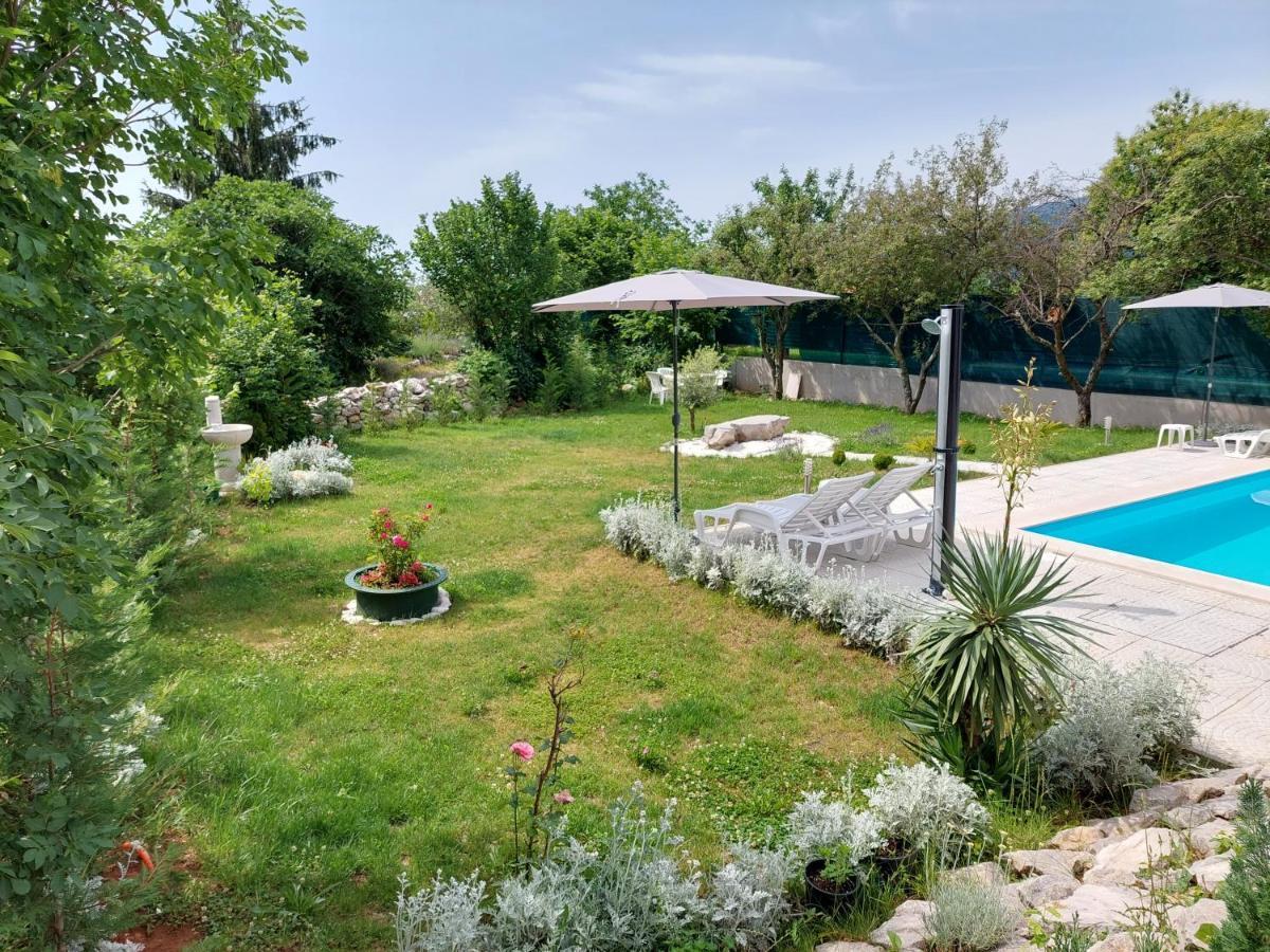 Villa Madlen Icici Exterior photo
