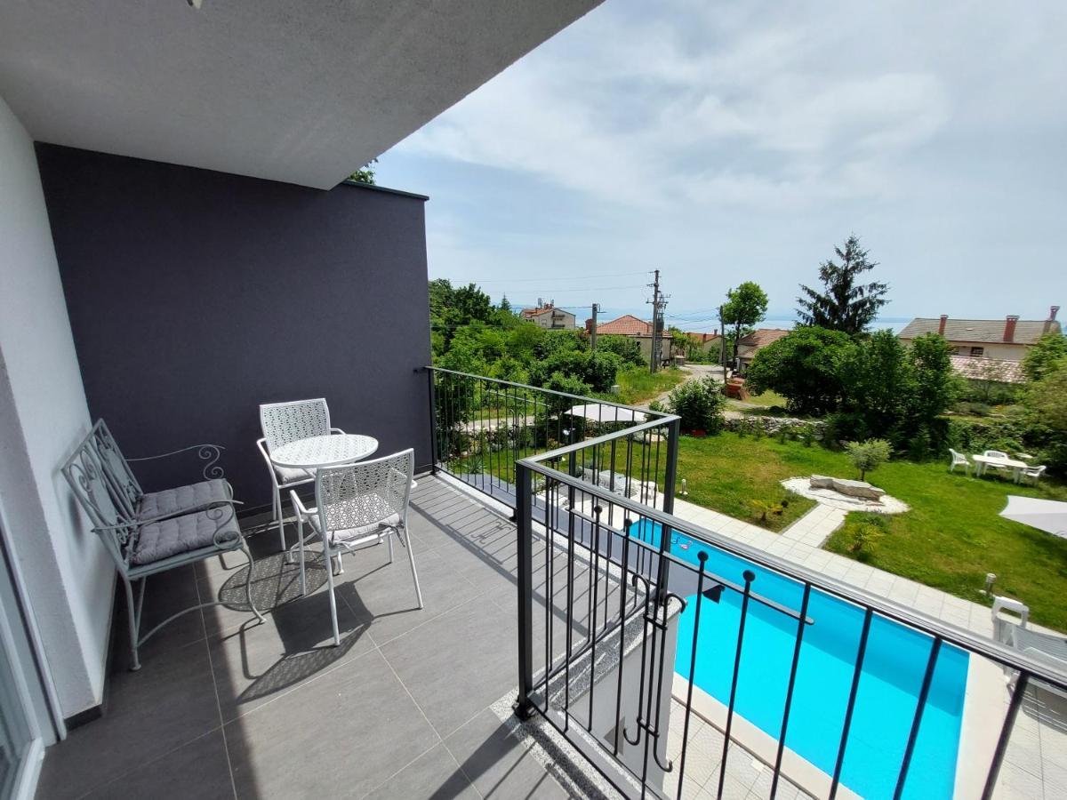 Villa Madlen Icici Exterior photo