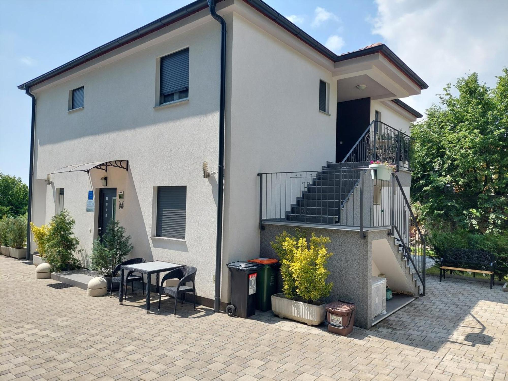 Villa Madlen Icici Exterior photo